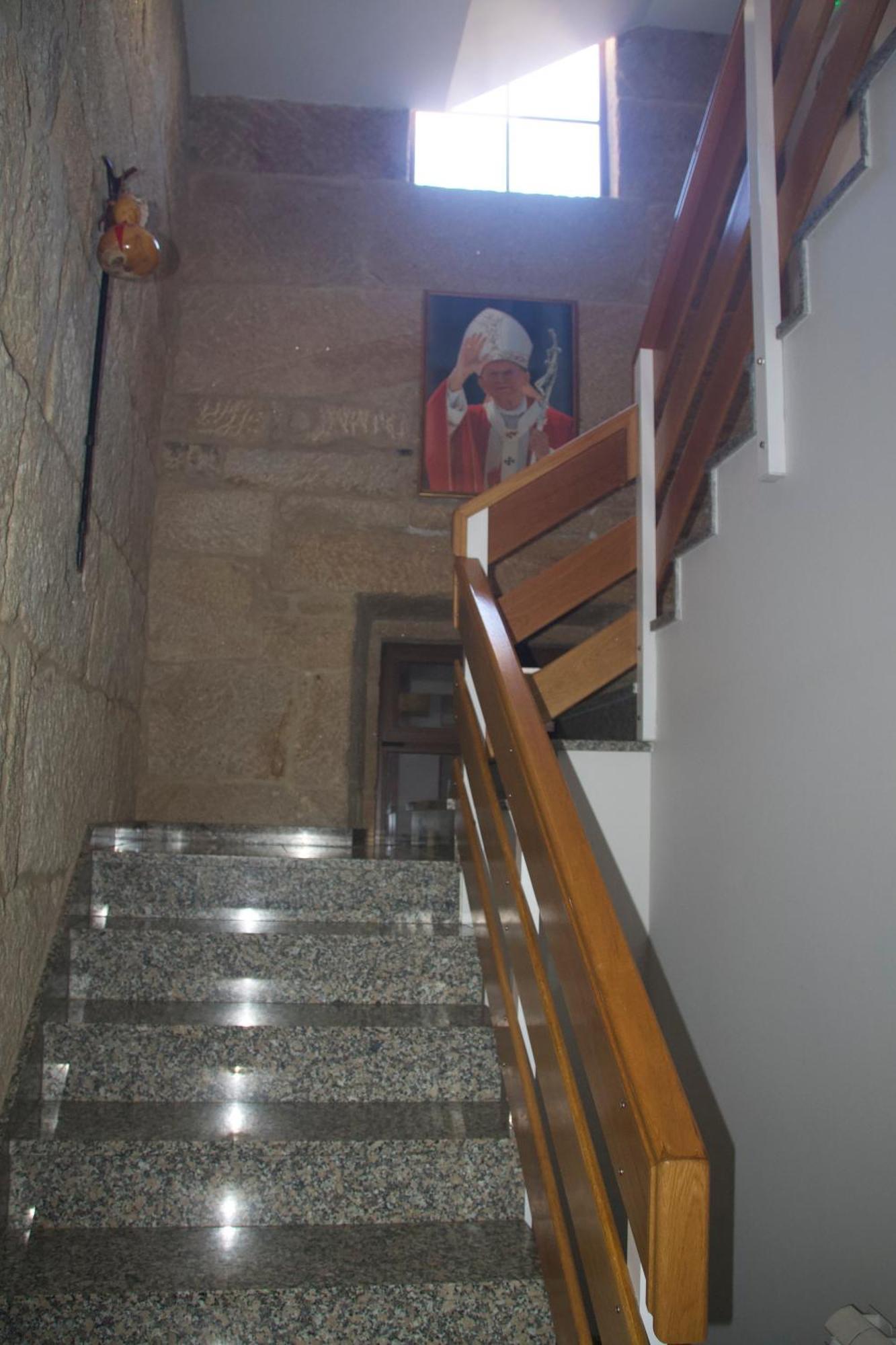 Albergue Parroquial Santiago Apostol De Redondela Bagian luar foto